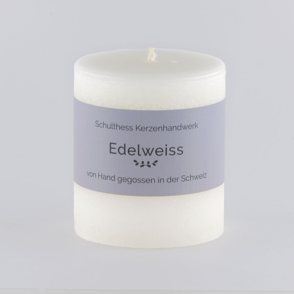 Schulthess 1wdbT0DVXyzFd3hYRVlfn3ZcLD49so0pL